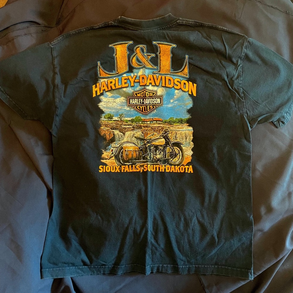Harley-Davidson T-Shirt from Sioux Falls South Dakota